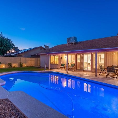 Large Pool With Diving Board, Remodeled 3Bdrm, Near State Farm Stdm And More! Peoria Kültér fotó