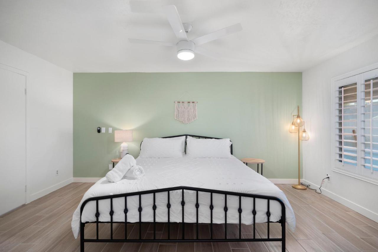 Large Pool With Diving Board, Remodeled 3Bdrm, Near State Farm Stdm And More! Peoria Kültér fotó